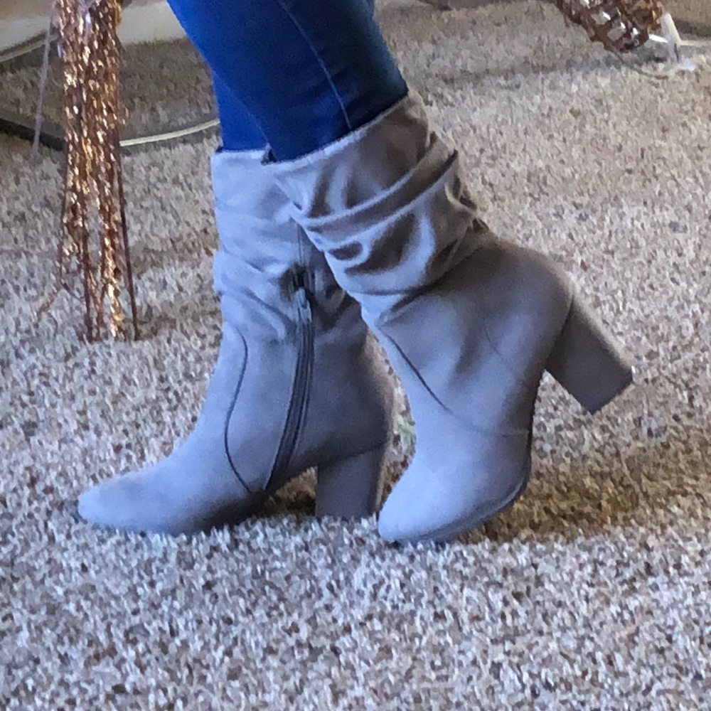 NY&C Gray short boots NWOT